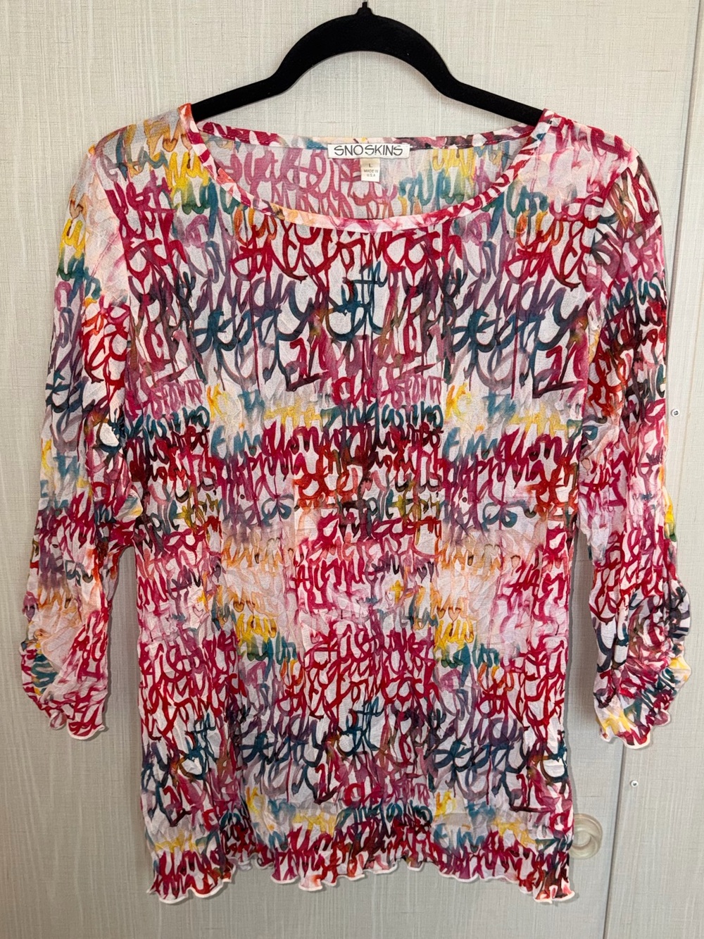 SnoSkins Crinkle Boho Shirt, 3/4 Sleeve Bright Multicolor Graffiti Print KK106